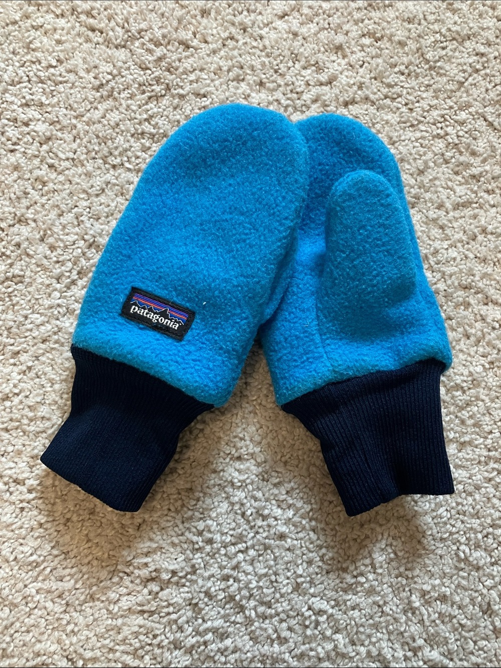Patagonia Kids Blue Fleece Mittens with Navy Cuffs